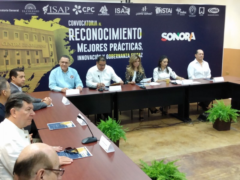 Reconocerán a empleados de gobierno por mejores practicas