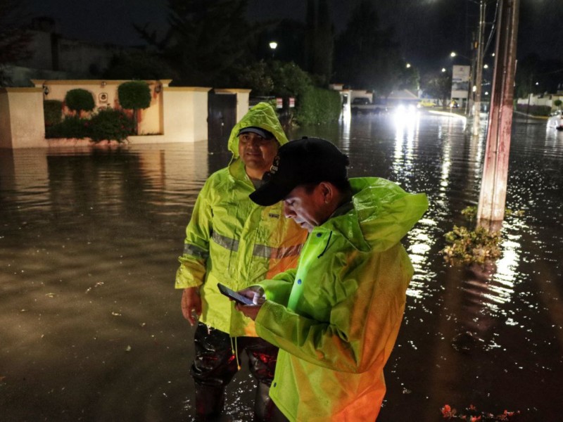 Recorren autoridades de Corregidora zonas afectadas por lluvias