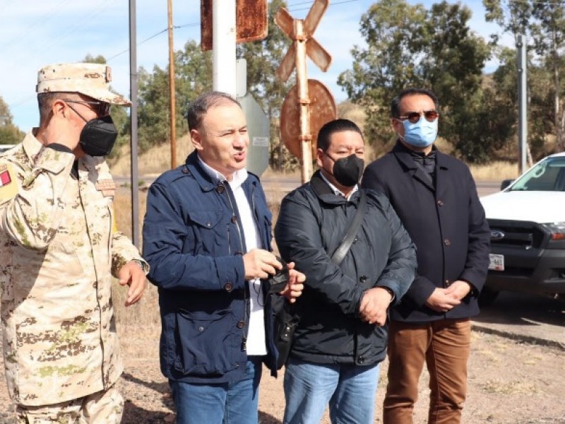 Recorren autoridades federales, estatales y municipales vías de ferrocarril