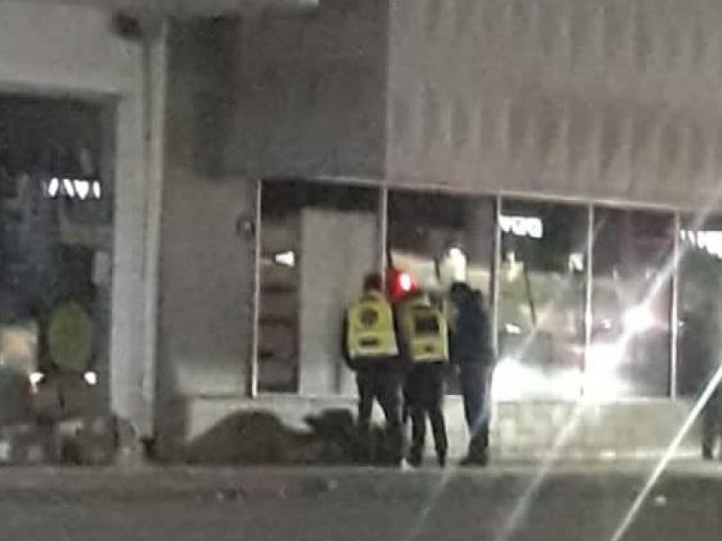 Recorren centro de Guaymas para resguardo de personas