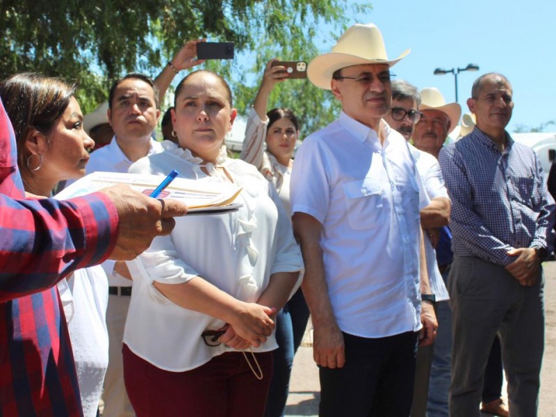 Recorren Vícam y supervisan acueducto Yaqui