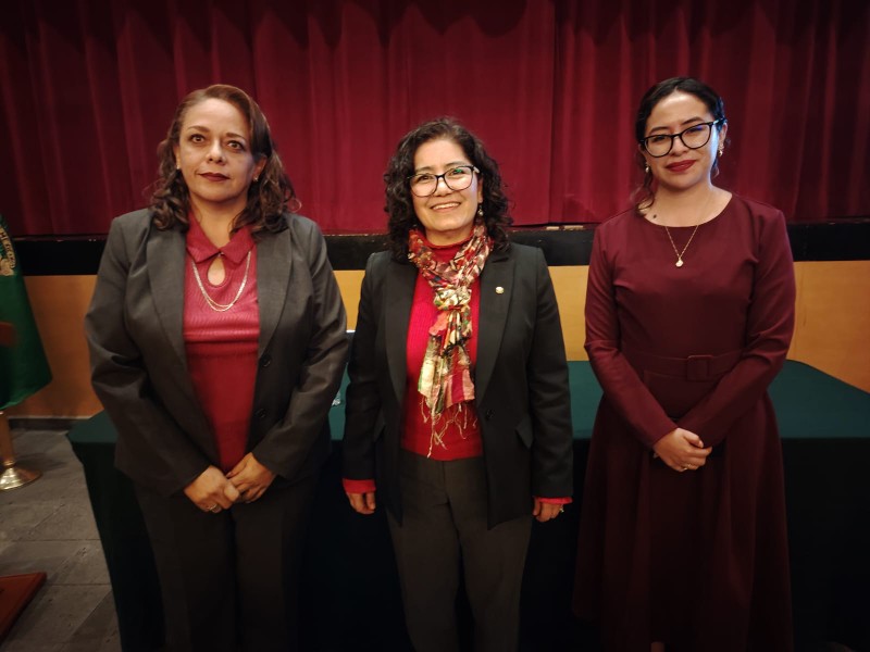 Rectora de la UAEMéx llama a entregar rectoría