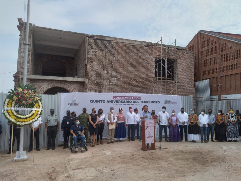 Rinden homenaje a víctimas del terremoto del 7 de septiembre