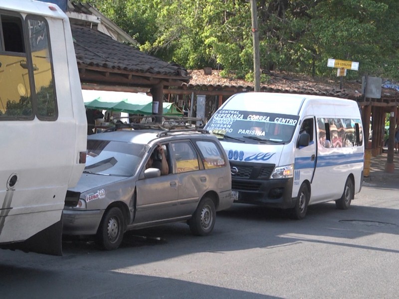 Reculan en incremento al transporte público