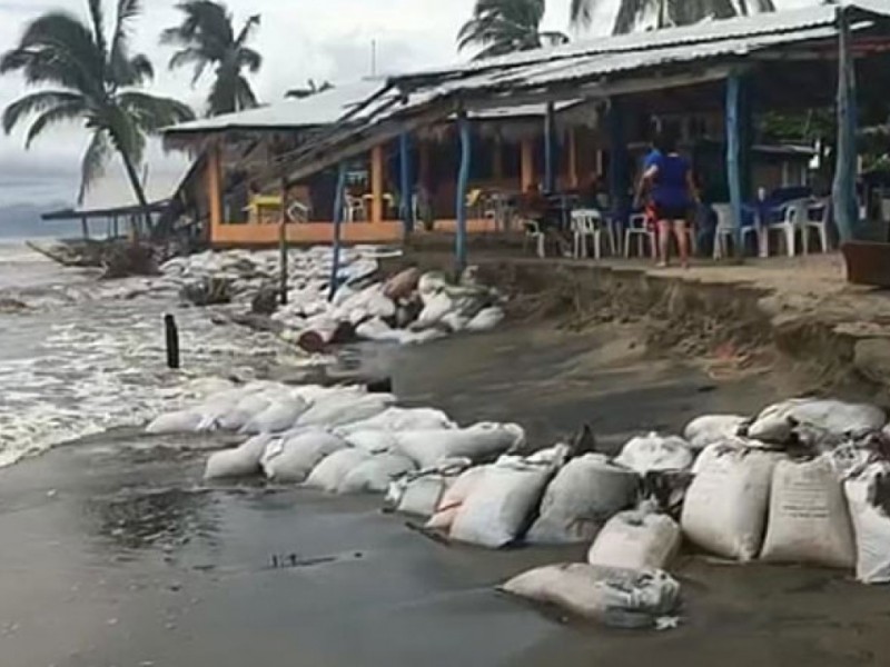 Recuperación de Barra de Potosí ha sido lenta