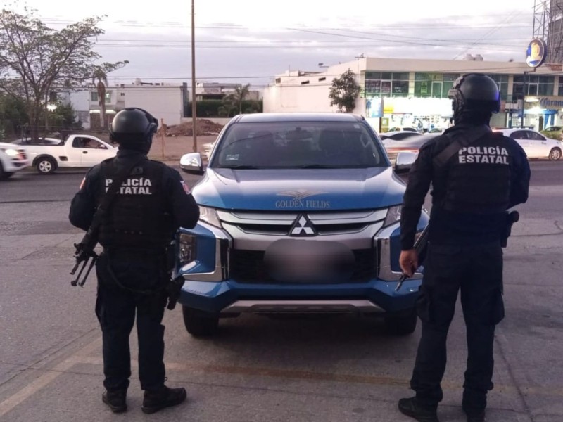 Recuperan camioneta con reporte de robo en Culiacán