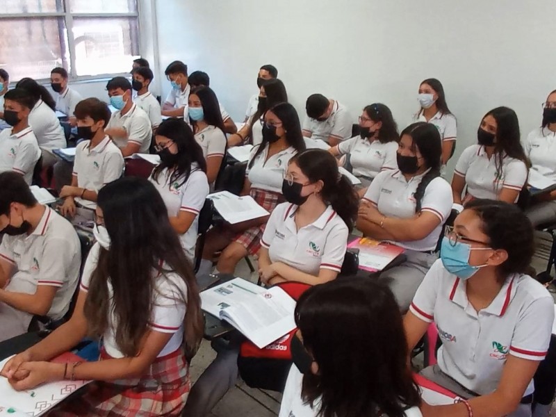 Recuperan estudiantes en Cecytes 1