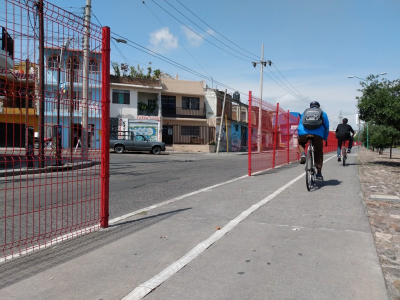Reduce inseguridad y riesgo en ciclovía de San Juan Bosco