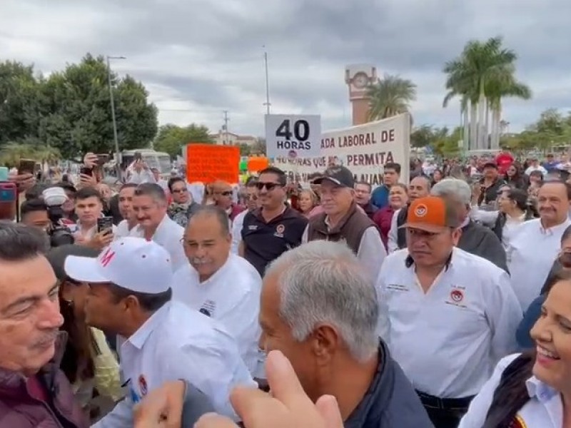 Reducir jornada laboral podría causar cierre de negocios: CANACO