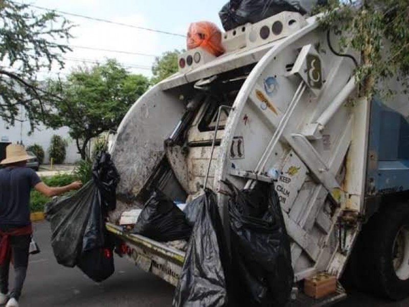 Reestructuran horarios de recolección de basura en centro de Jacona