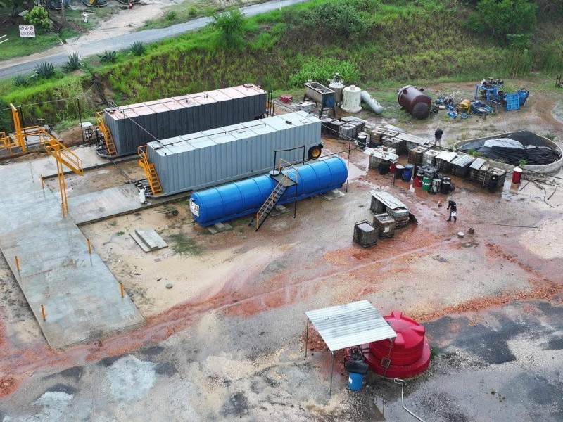 Refinería clandestina utiliza instalaciones de empresa 