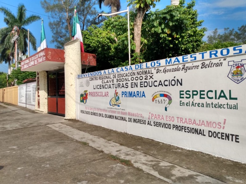 Reformas Educativas, Benefician a Egresados Normalistas