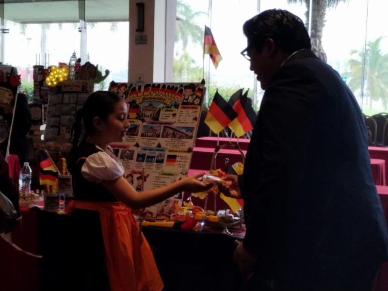 Refuerzan formación académica y cultural en Tuxpan