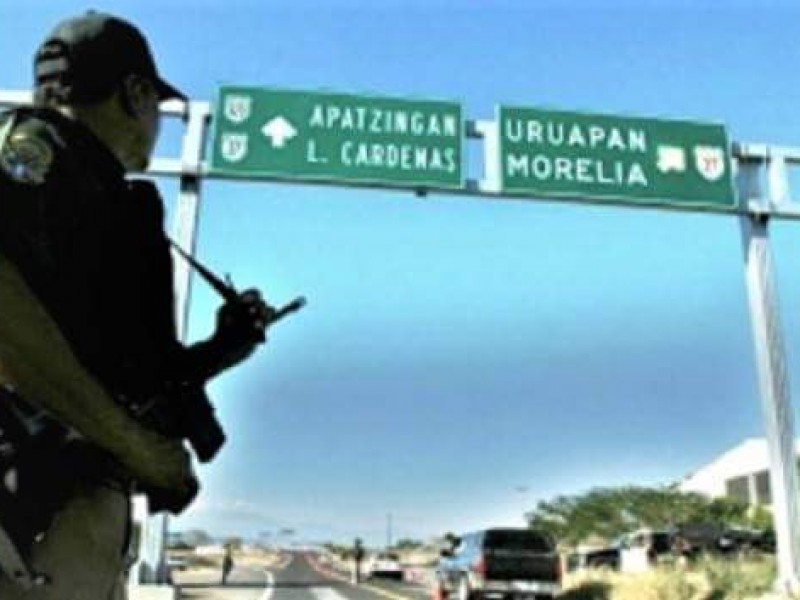 Refuerzan operativos tras asesinatos durante velorio en Uruapan