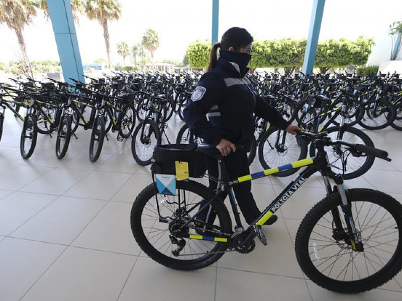 Refuerzan policía vial con bicicletas.