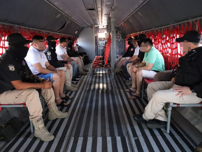 Refuerzan seguridad con traslado de reos a Oaxaca