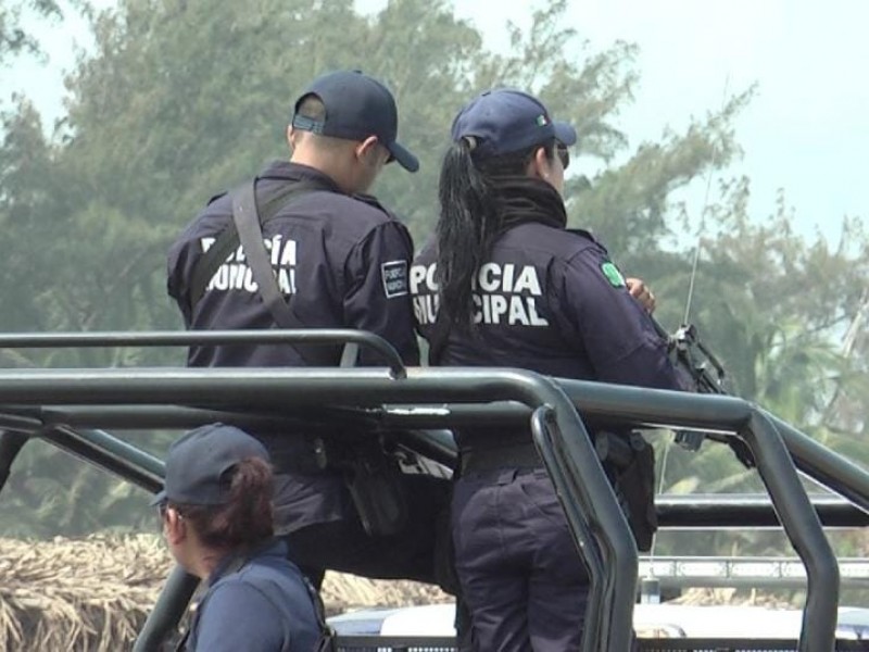 Refuerzan vigilancia en Tuxpan tras asesinatos del fin de semana