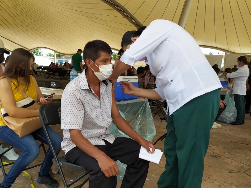 Refuerzo contra COVID-19 comienza a aplicarse mañana en Tepic