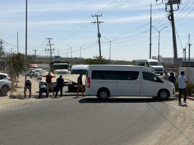 Regidor acusa a Gobierno Estatal y Federal de abandono a Los Cabos