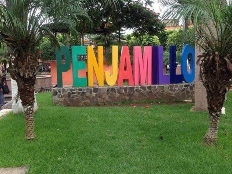 Regidora de Penjamillo abandona el país por temor a represalias