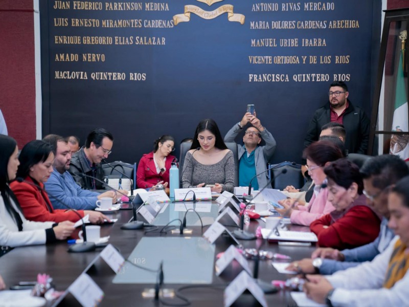 Regidores del Ayuntamiento de Tepic piden licencia