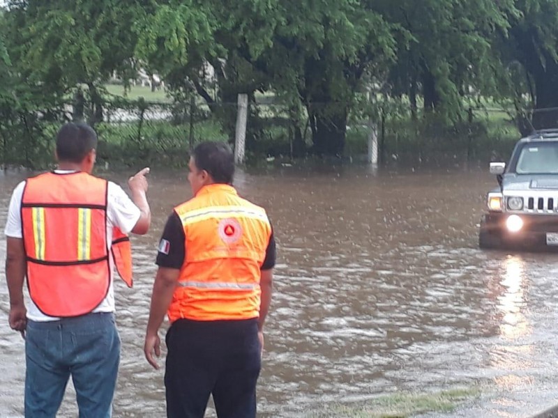 Registra LC afectaciones en calles por tormenta Narda