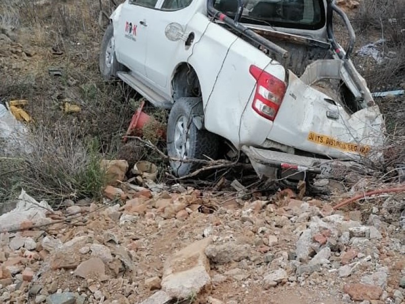 Registran volcadura en carretera a Sauceda de la Borda