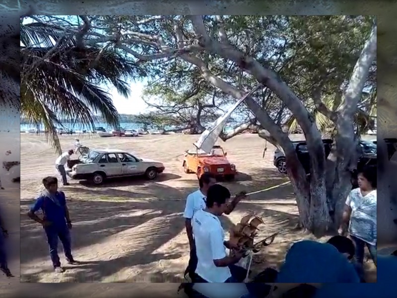 Reglamentos decomisa mercancía a ambulantes en playa Linda