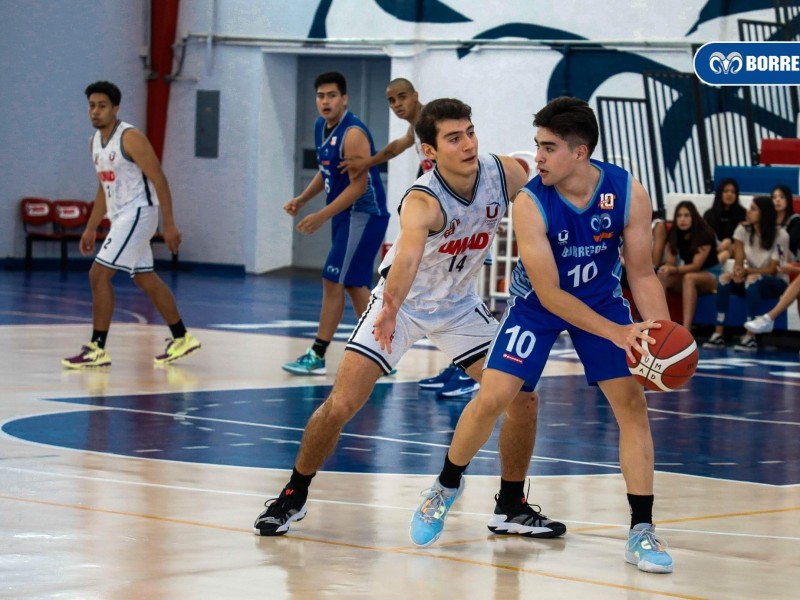 Regresa el baloncesto universitario a las duelas poblanas con triunfos.