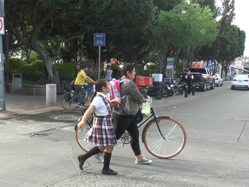 Regresan a clases más de 1 millón 214 mil niños y niñas