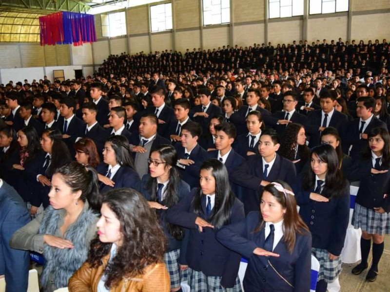 Regresan a clases más de 1 millón de estudiantes poblanos