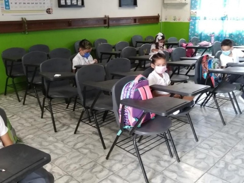 Regresan a clases presenciales con protocolo de salud