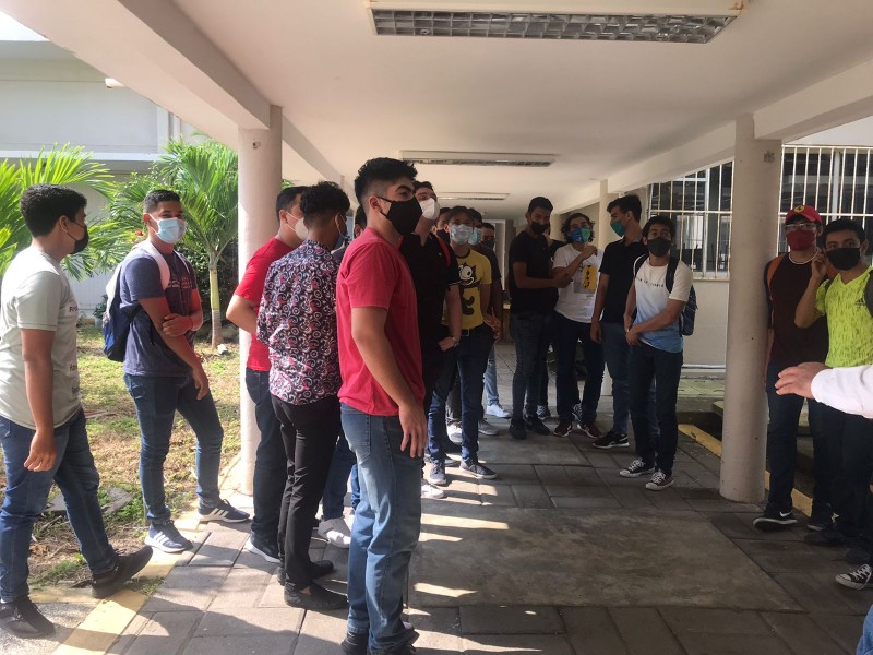 Regresan a las actividades presenciales en facultad de ingeniería UV