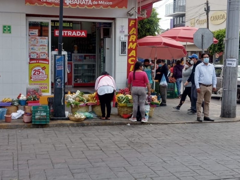 Regresan a las calles vendedores ambulantes