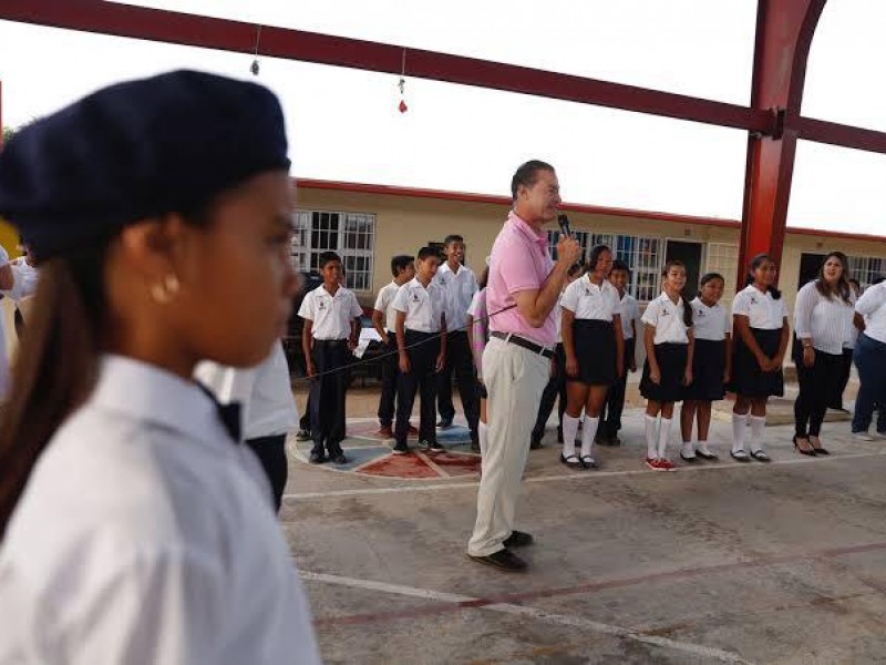 Regreso a clases presenciales será por orden alfabético