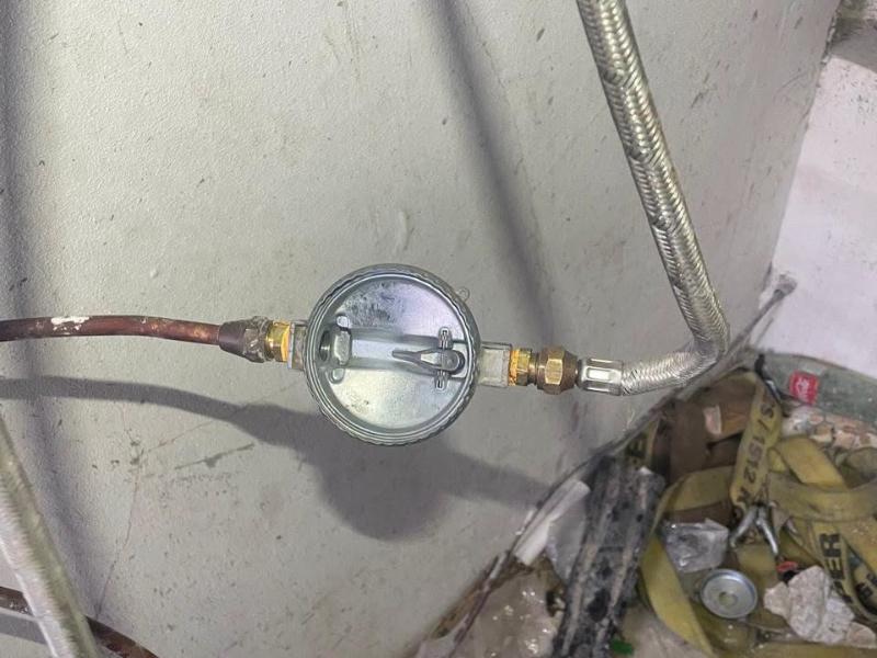Regulador de gas evita una fuga mayor en un domicilio