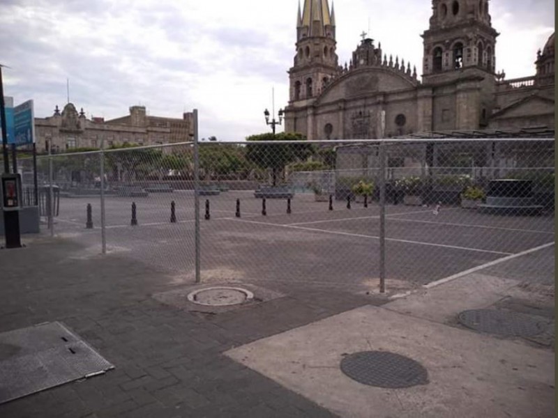 Rehabilita Guadalajara Plaza Tapatia y Plaza Universidad