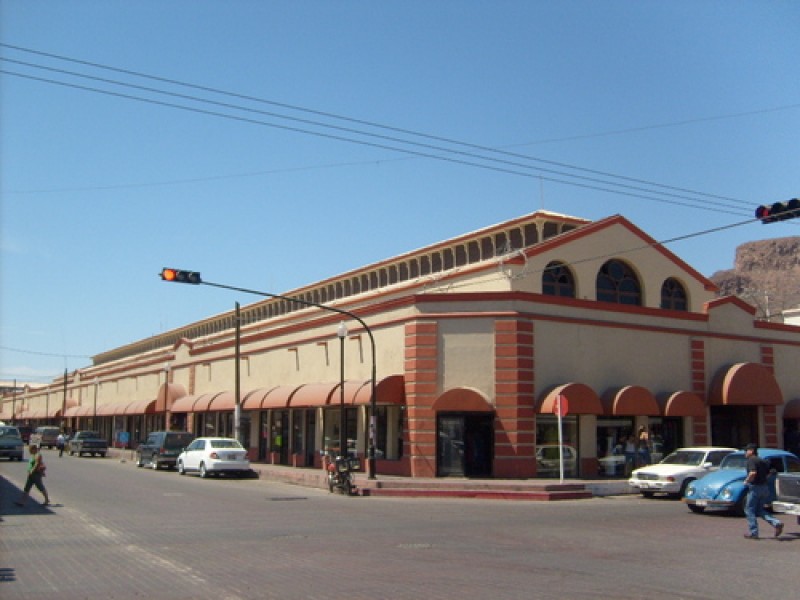 Rehabilita Servicios Públicos Mercado Municipal