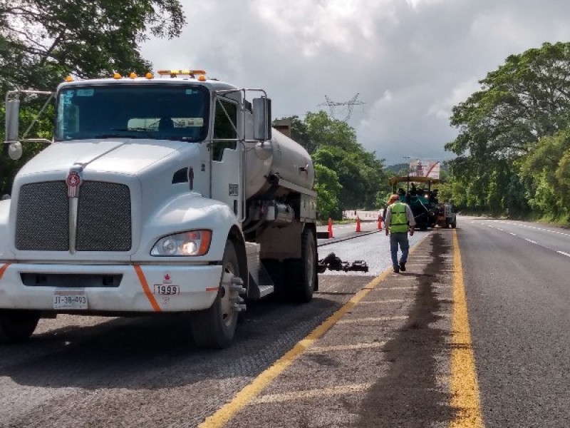 Rehabilitan 30 kilómetros de la carretera federal 15