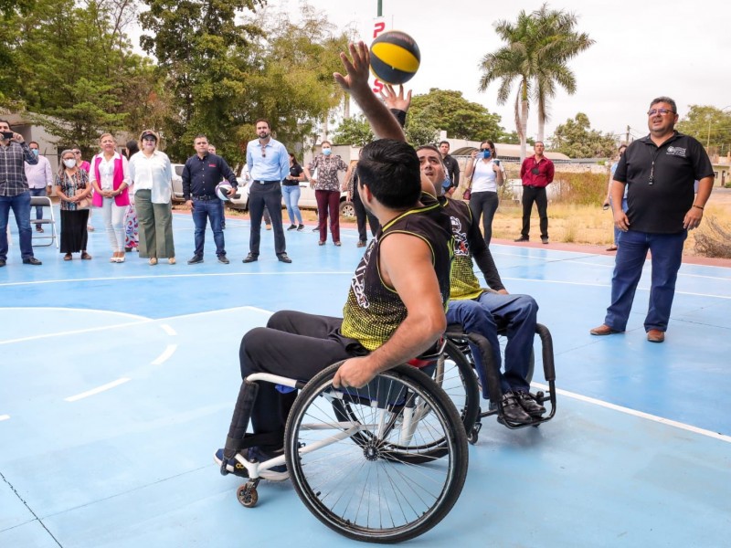 Rehabilitan cancha para deporte adaptado