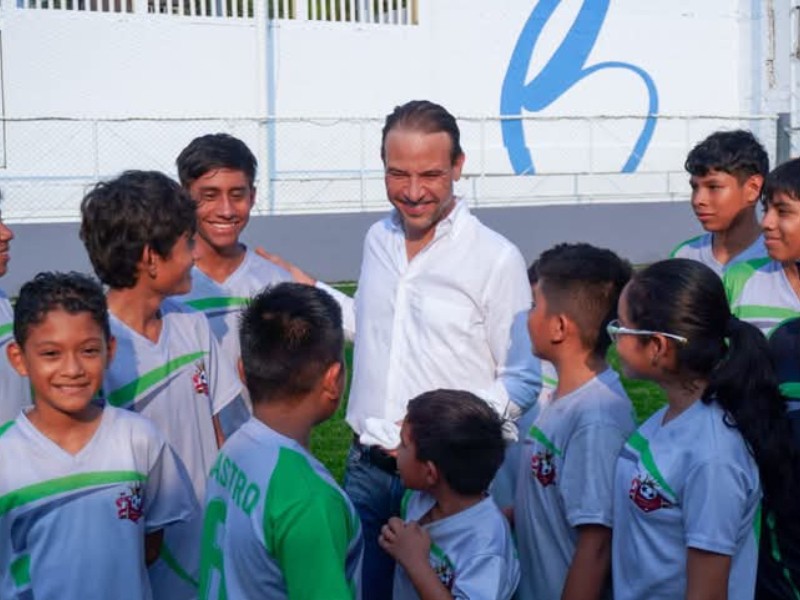 Rehabilitan Unidad Deportiva Adalberto Tejeda en Boca del Río