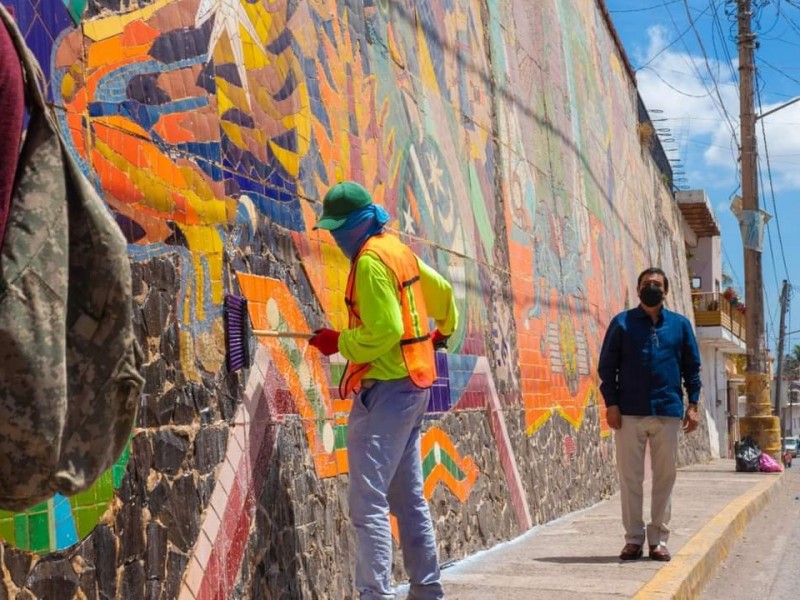 Rehabilitan y planean restaurar mural 