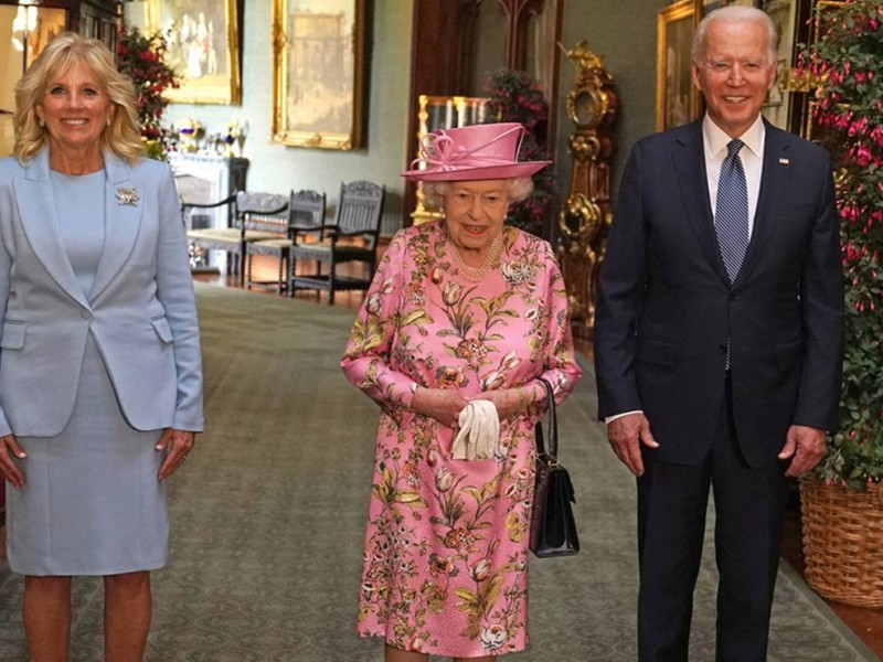 Reina Isabel recibe a Biden en Castillo de Windsor