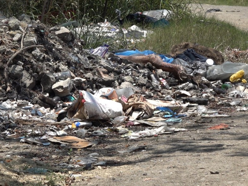 Reinciden basureros clandestinos en Tuxpan