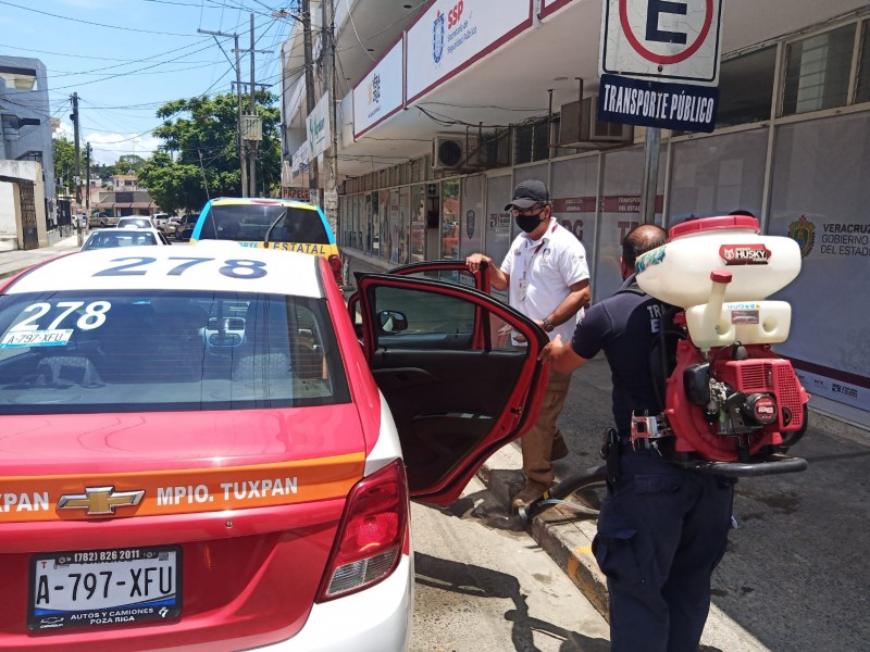 Reiteran recomendaciones sanitarias a transportistas urbanos de Tuxpan