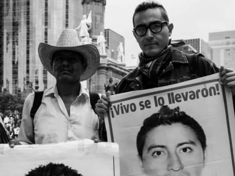 Relatos de Ayotzinapa en voz de Tryno Maldonado