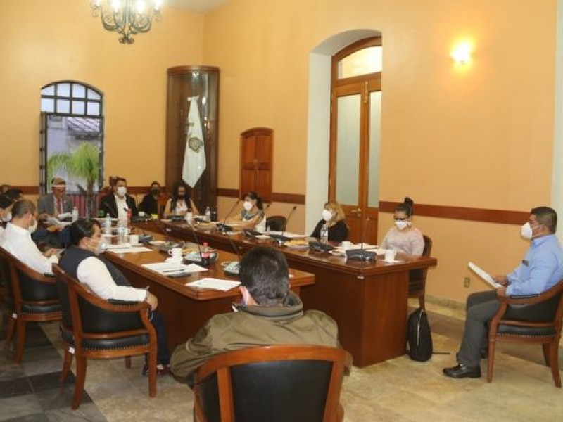 Releva Castuera a Canaán en regiduría de Hacienda