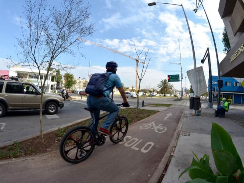 Remodelan ciclovía de Av. Federalismo