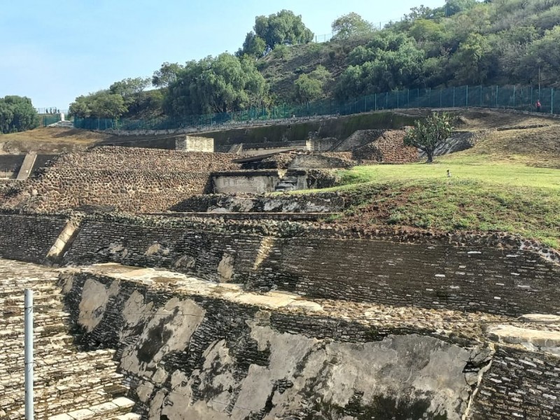 Renuevan señaléticas de la zona arqueológica