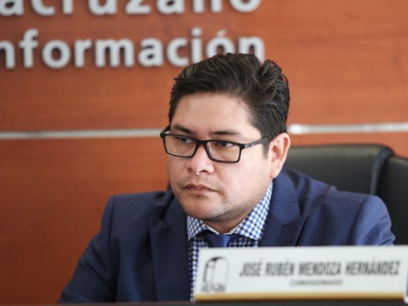 Renuncia Rubén Mendoza al IVAI por 